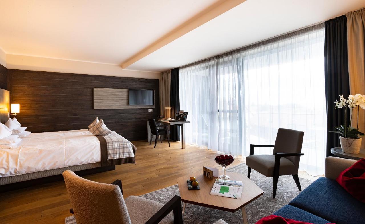 Bio- Und Wellnesshotel Alpenblick Хёхеншванд Экстерьер фото