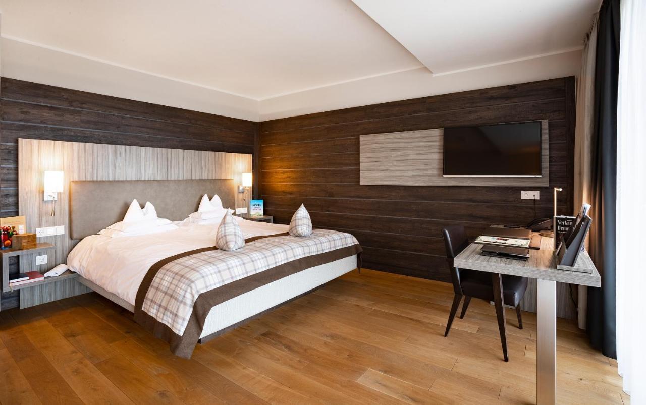 Bio- Und Wellnesshotel Alpenblick Хёхеншванд Экстерьер фото